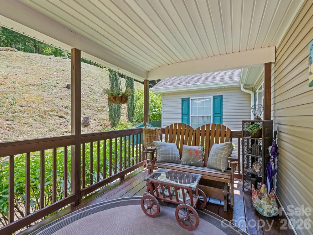 412 Gaddy Heights Waynesville, NC 28786