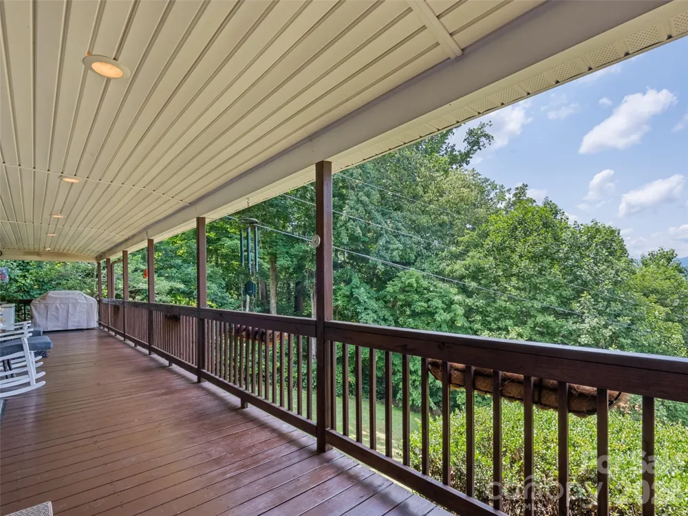 412 Gaddy Heights Waynesville, NC 28786