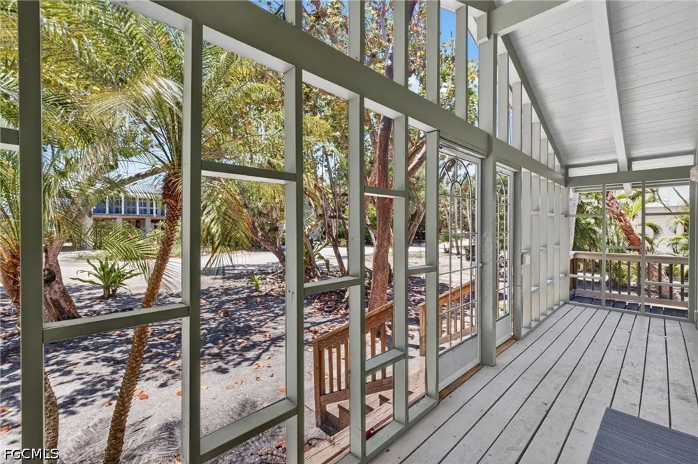 Laika Lane Captiva, FL 33924