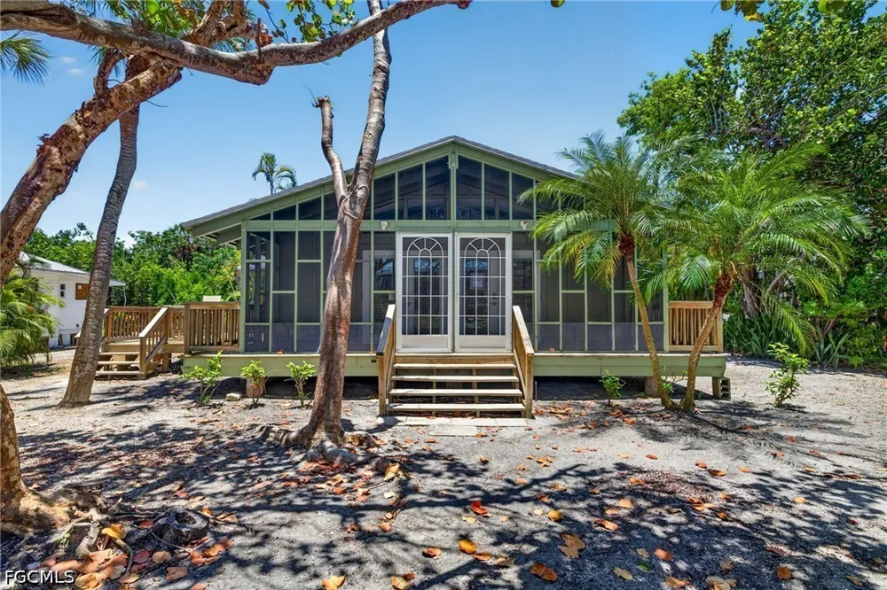 Laika Lane Captiva, FL 33924
