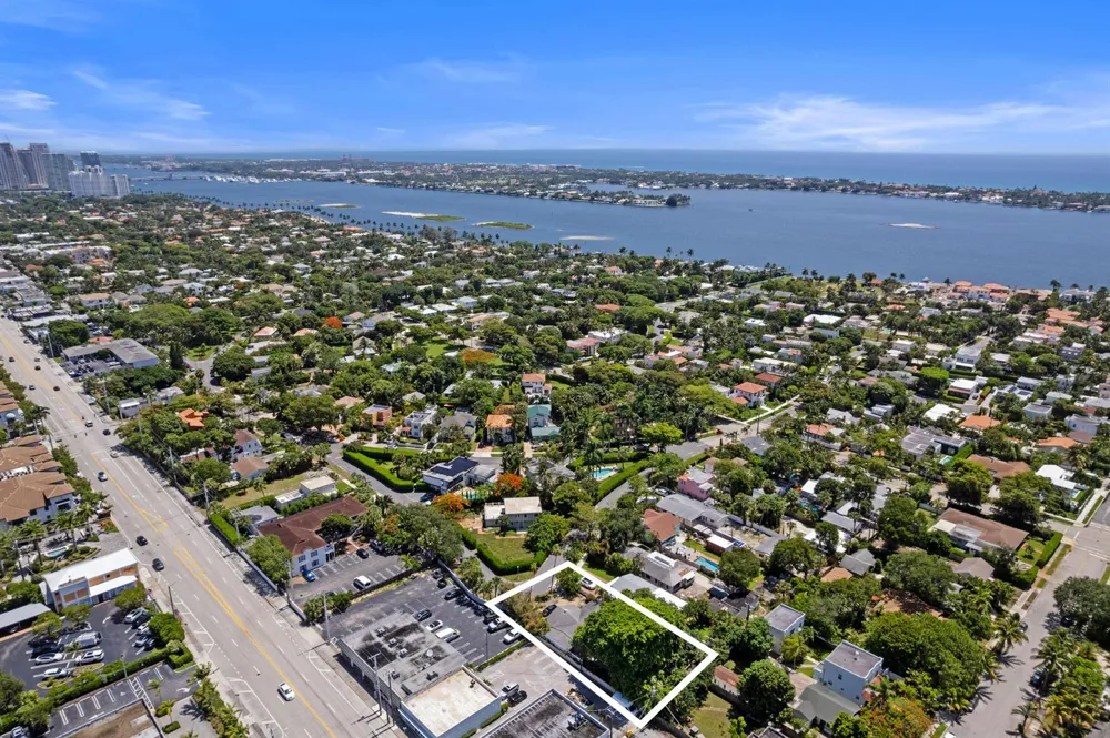 330 Marlborough Place West Palm Beach, FL 33405