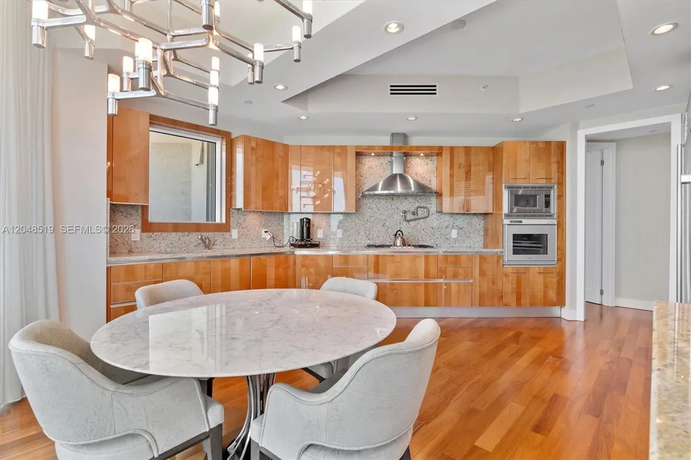 16051 Collins Ave #1102 Sunny Isles Beach, FL 33160