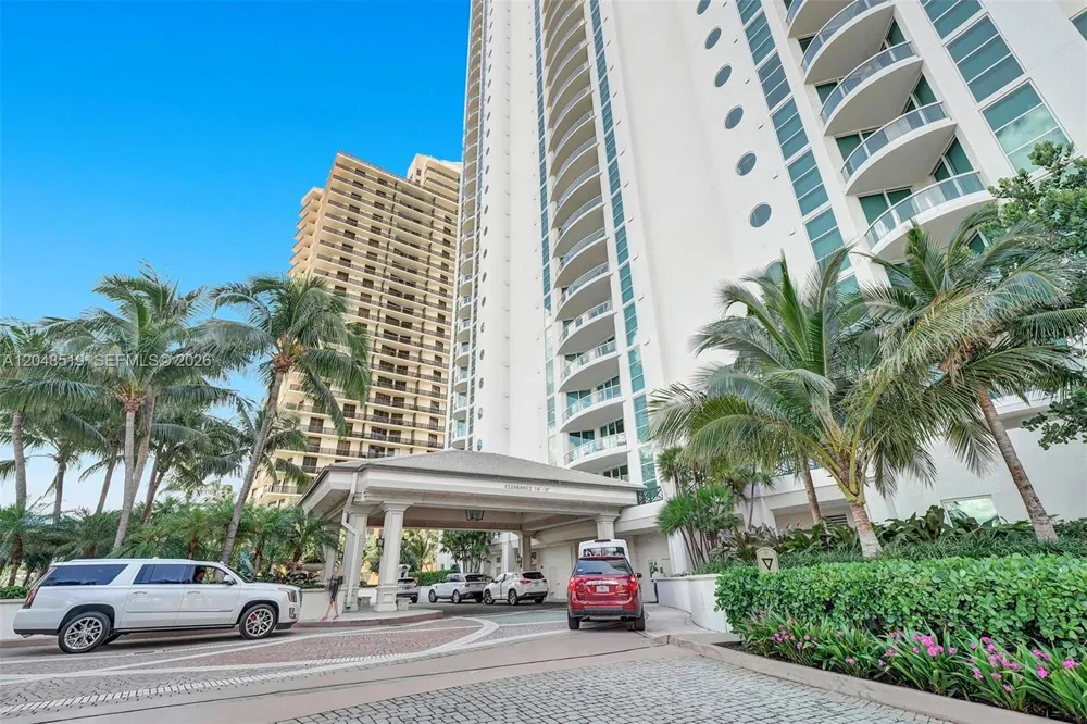 16051 Collins Ave #1102 Sunny Isles Beach, FL 33160