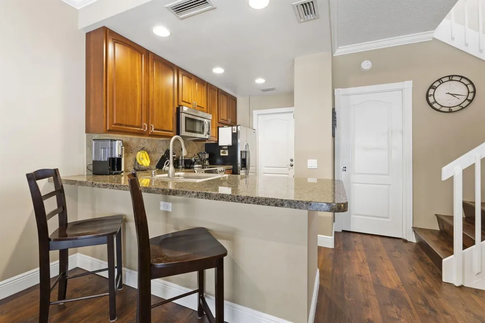 48 Live Oak Circle Jupiter, FL 33469