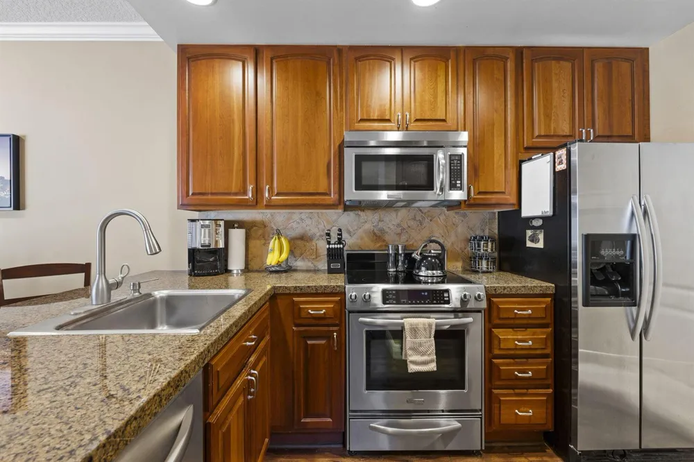 48 Live Oak Circle Jupiter, FL 33469