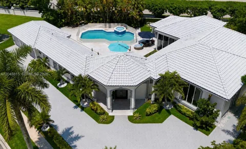 2673 NW 64th Blvd