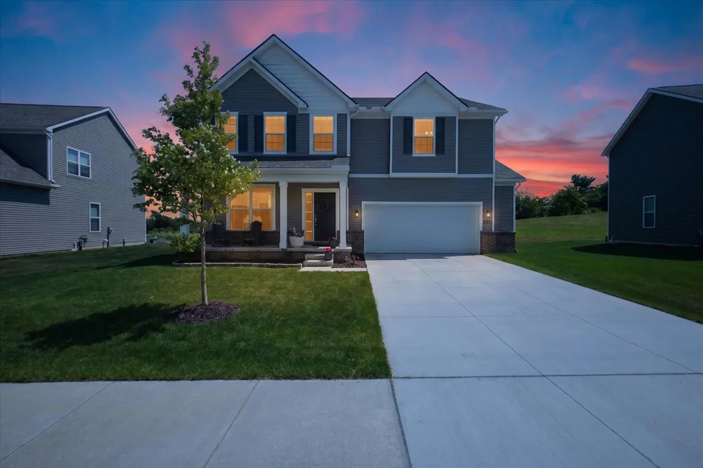 2747 Salt Springs Drive Saline Township, MI 48176