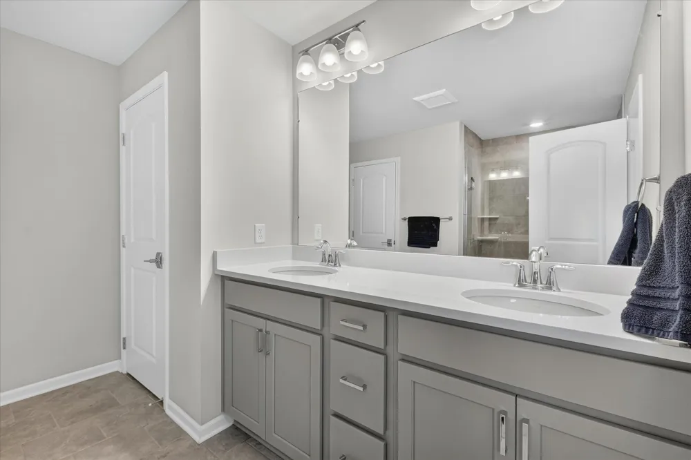 2747 Salt Springs Drive Saline Township, MI 48176