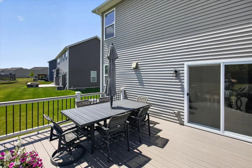 2747 Salt Springs Drive Saline Township, MI 48176