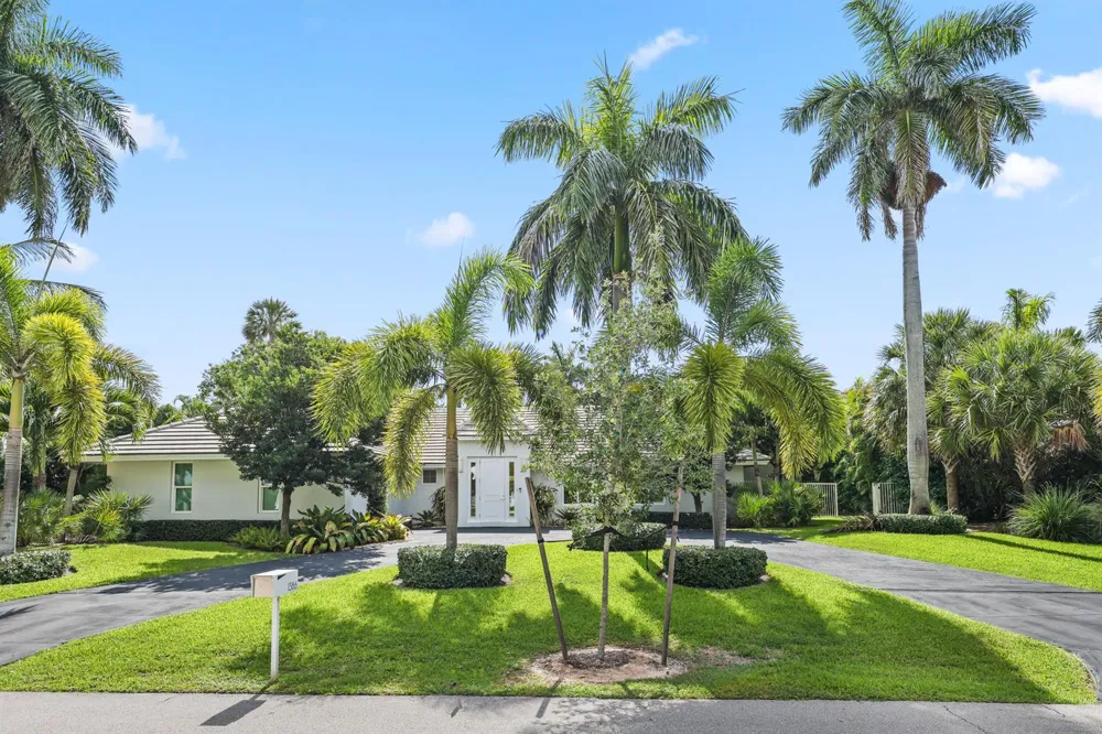 1386 S Atlantic Drive Lantana, FL 33462