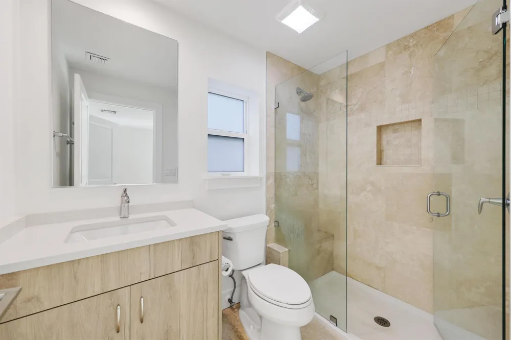 1386 S Atlantic Drive Lantana, FL 33462