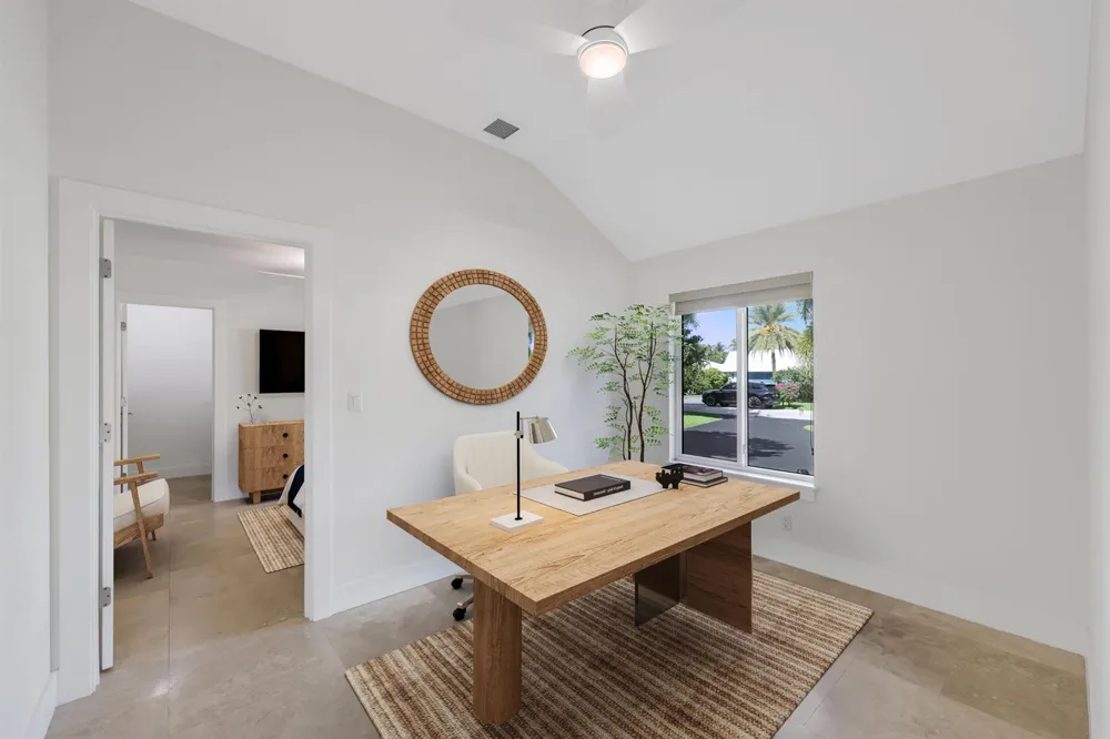 1386 S Atlantic Drive Lantana, FL 33462