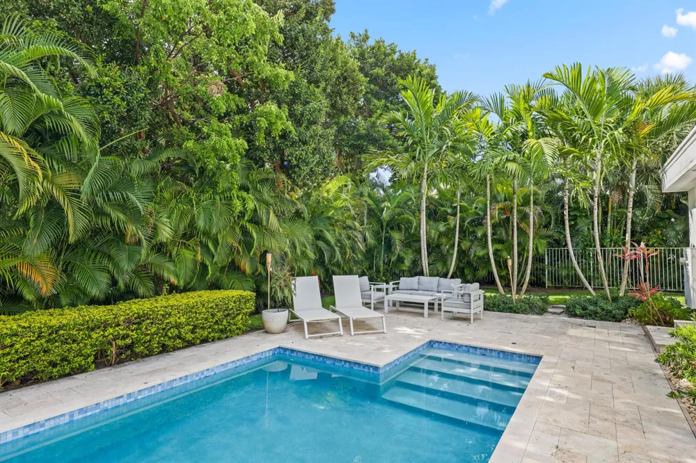1386 S Atlantic Drive Lantana, FL 33462