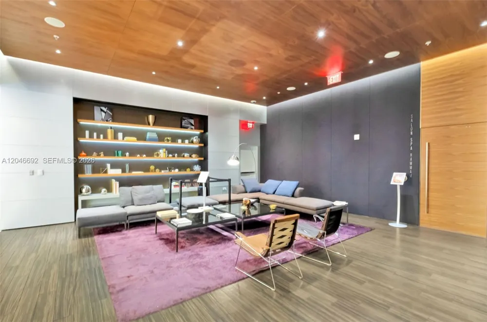 88 SW 7th St #3604 Miami, FL 33130