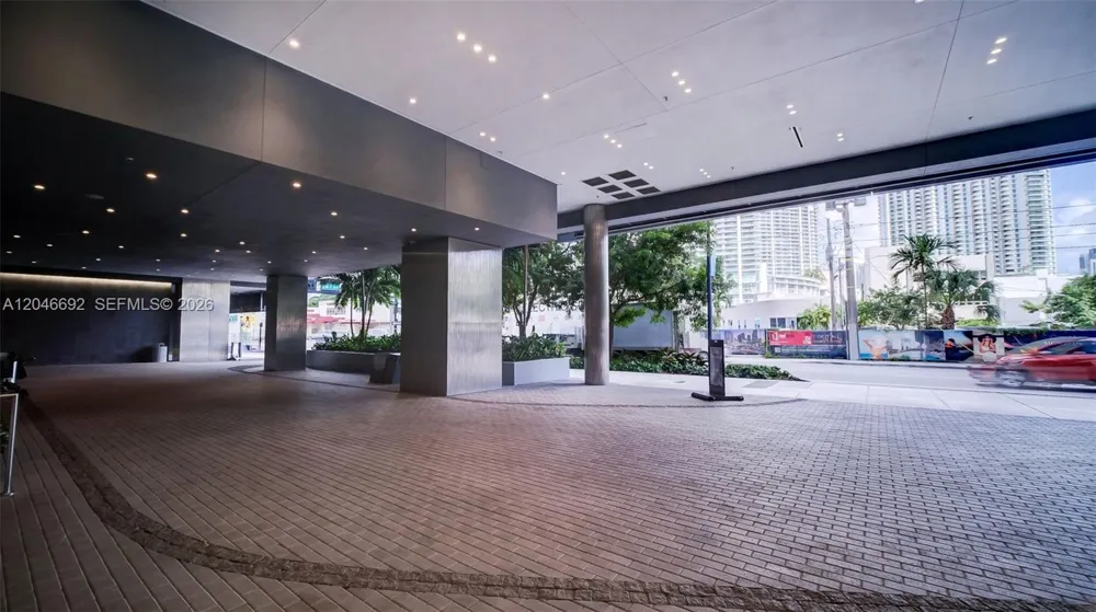 88 SW 7th St #3604 Miami, FL 33130