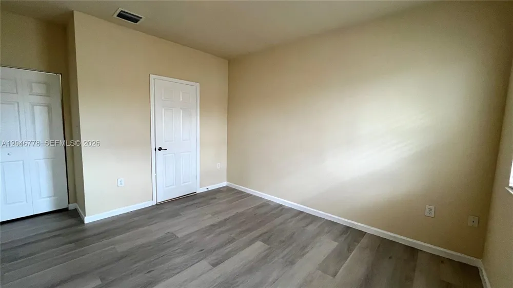 8850 NW 97th Ave #205 Doral, FL 33178
