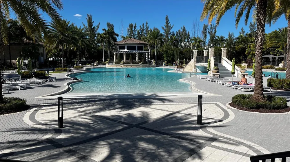 8850 NW 97th Ave #205 Doral, FL 33178