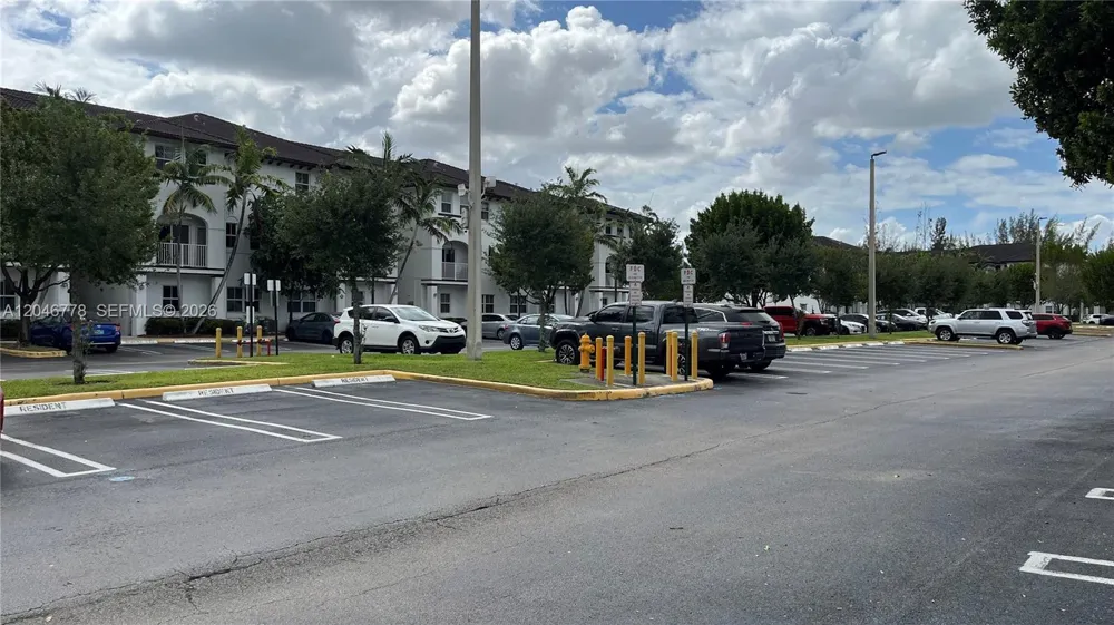 8850 NW 97th Ave #205 Doral, FL 33178