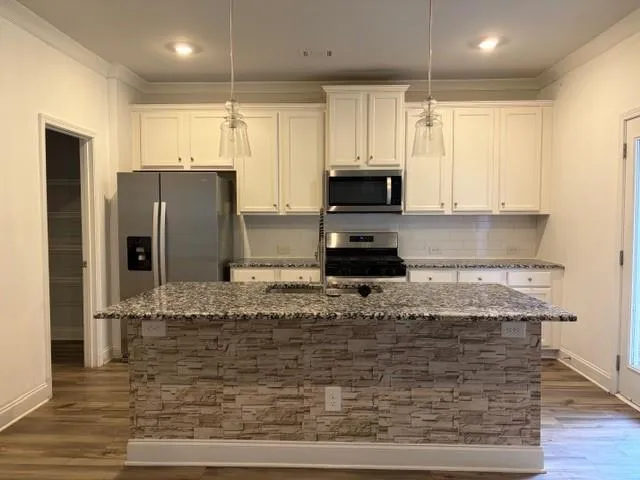 454 Sterling Creek Way Loganville, GA 30052