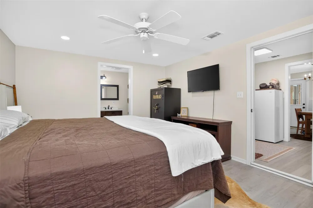 107 Charles Street Crockett, TX 75835