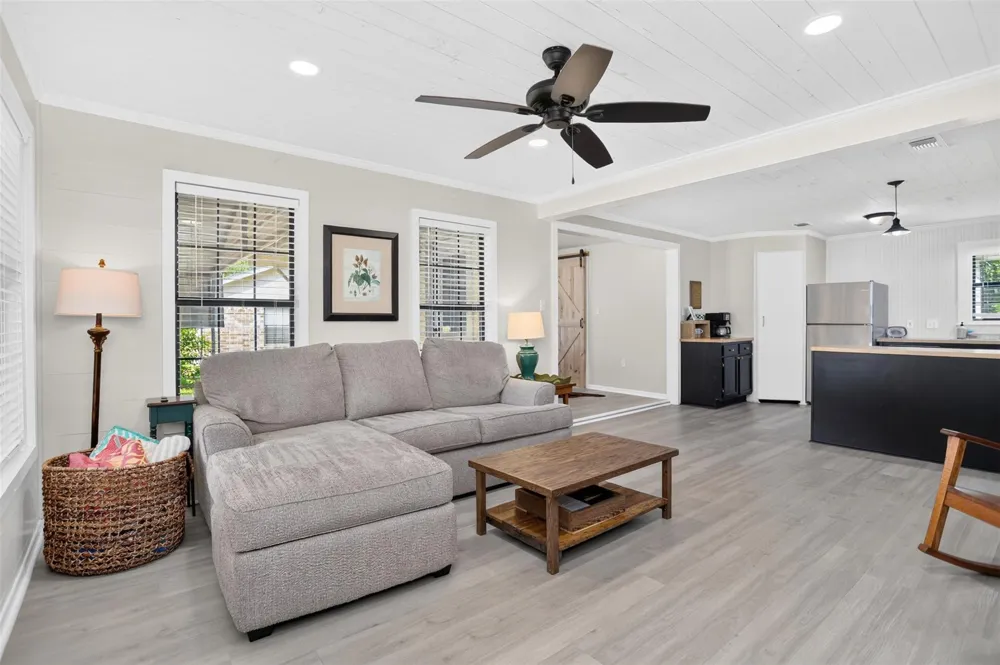 107 Charles Street Crockett, TX 75835