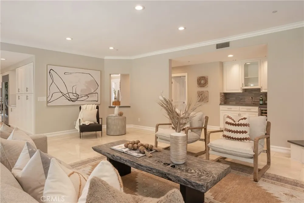 10711 Rockhurst Avenue North Tustin, CA 92705