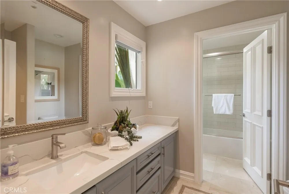 10711 Rockhurst Avenue North Tustin, CA 92705