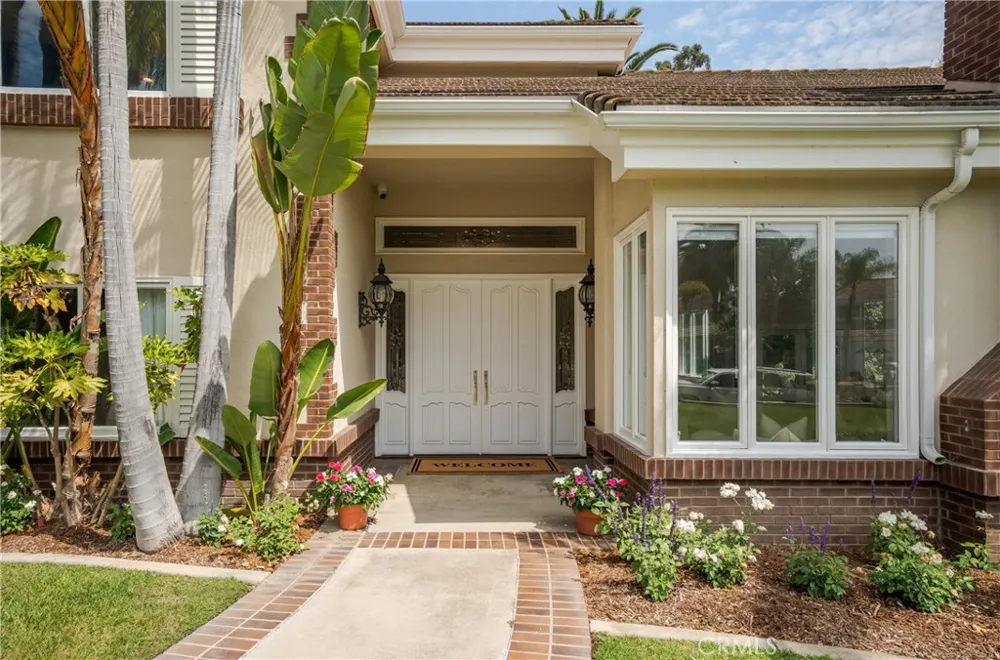10711 Rockhurst Avenue North Tustin, CA 92705