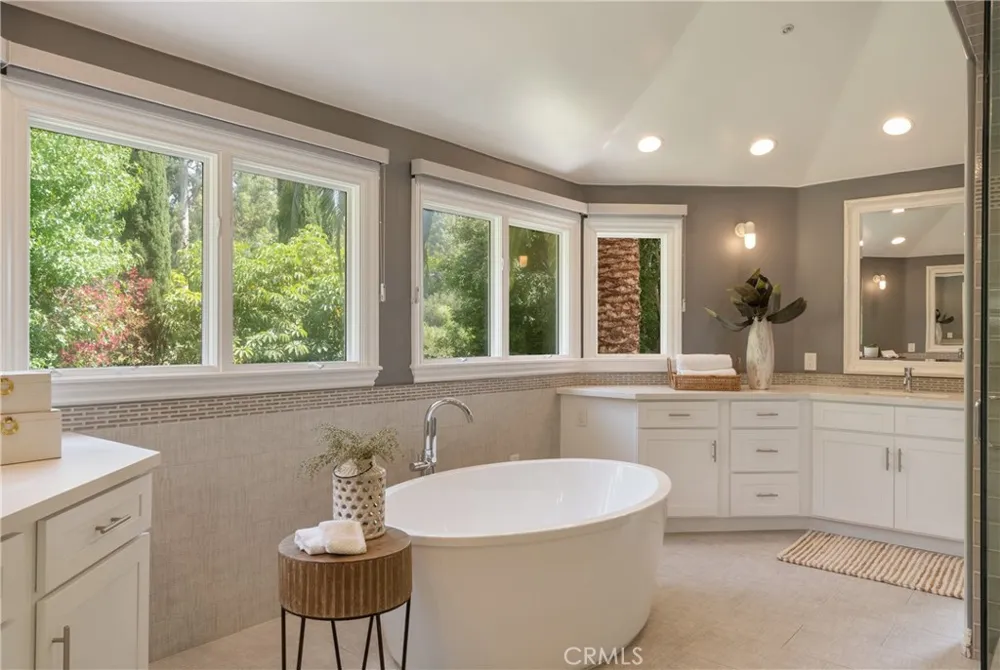10711 Rockhurst Avenue North Tustin, CA 92705
