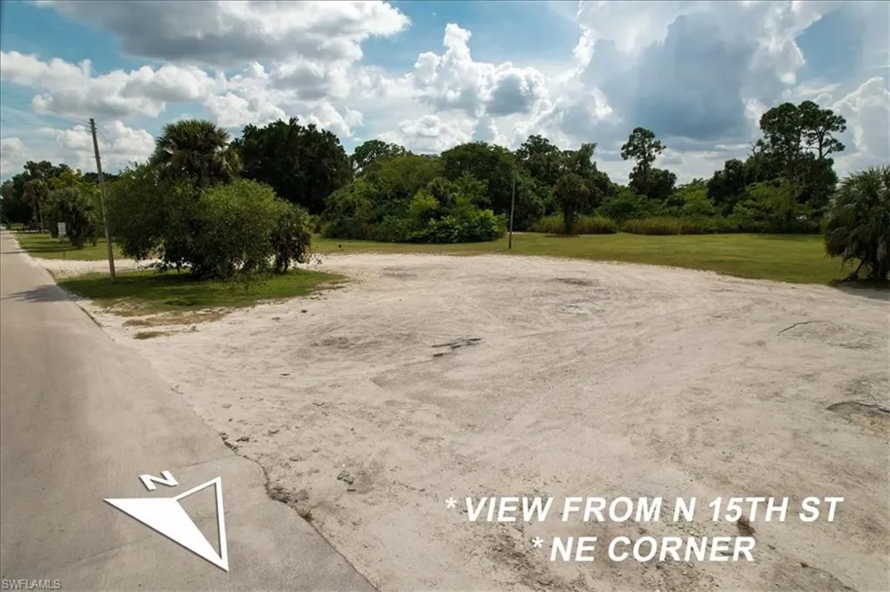 207 15th Street Immokalee, FL 34142