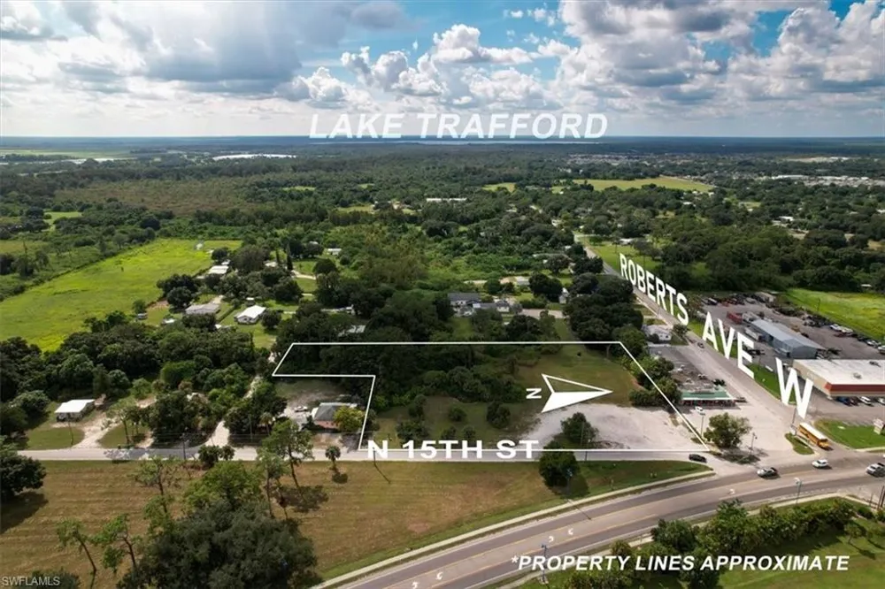 207 15th Street Immokalee, FL 34142
