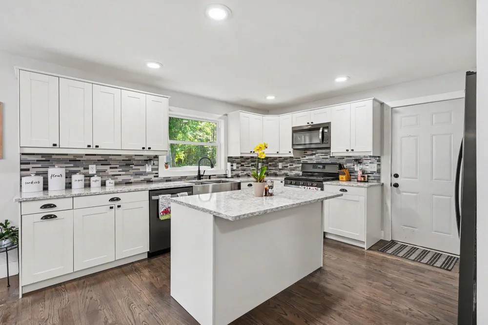2932 S Maple Island Road Sullivan Township, MI 49451