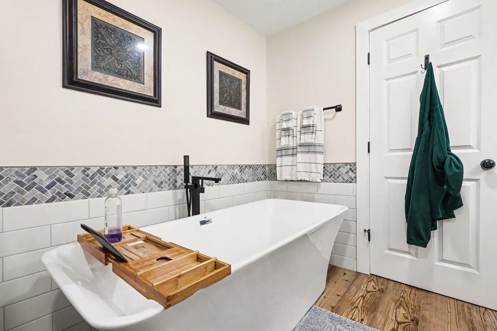 2932 S Maple Island Road Sullivan Township, MI 49451