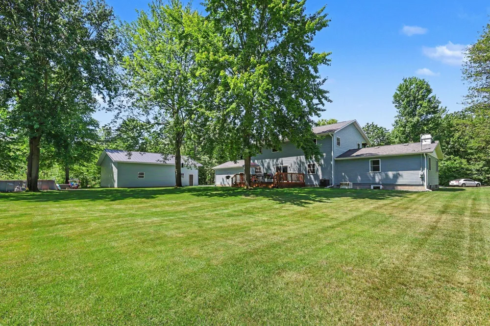 2932 S Maple Island Road Sullivan Township, MI 49451