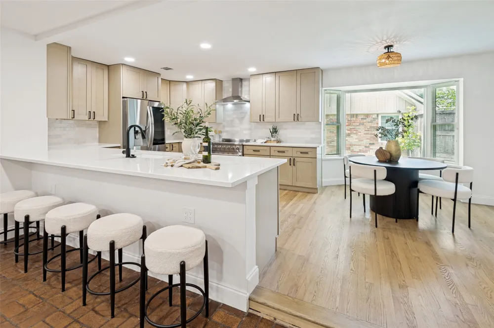 10830 Ferndale Road Dallas, TX 75238