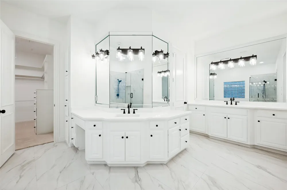 17919 Castle Bend Drive Dallas, TX 75287