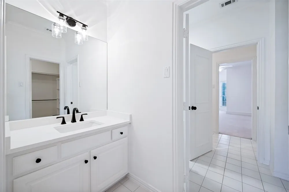 17919 Castle Bend Drive Dallas, TX 75287
