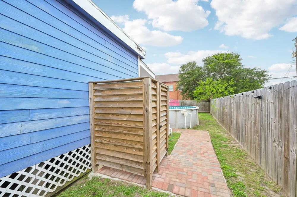 1022 Avenue L Galveston, TX 77550