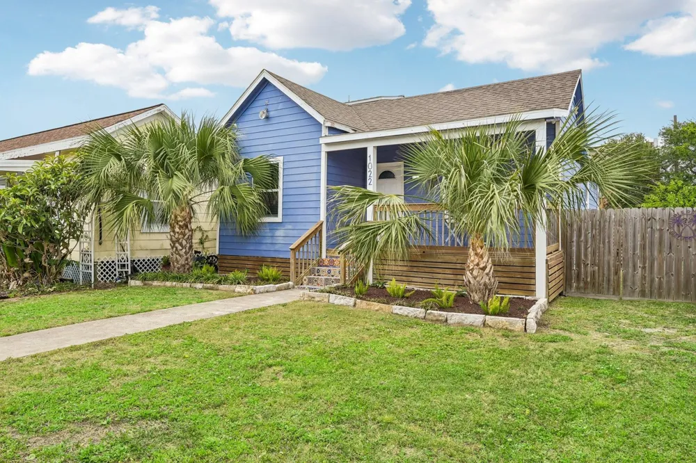 1022 Avenue L Galveston, TX 77550