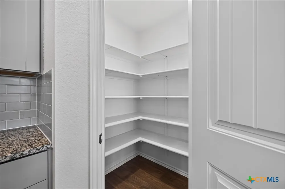 326 Richland Drive Lockhart, TX 78644