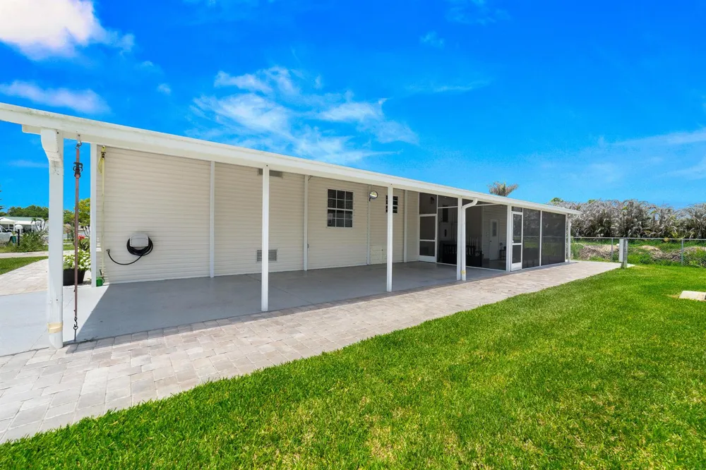 1637 SW 35th Circle Okeechobee, FL 34974