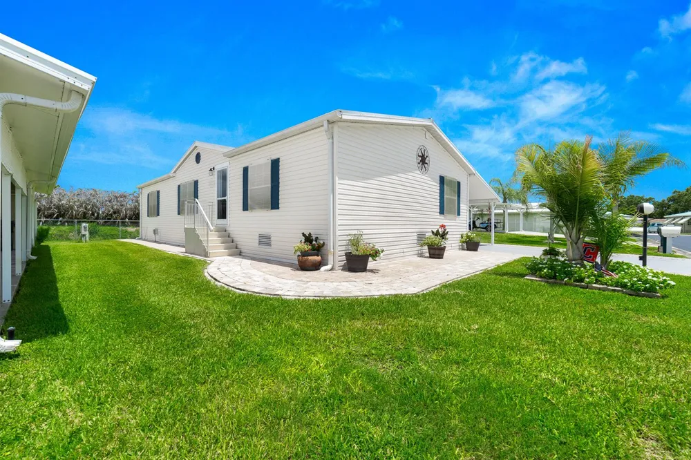 1637 SW 35th Circle Okeechobee, FL 34974