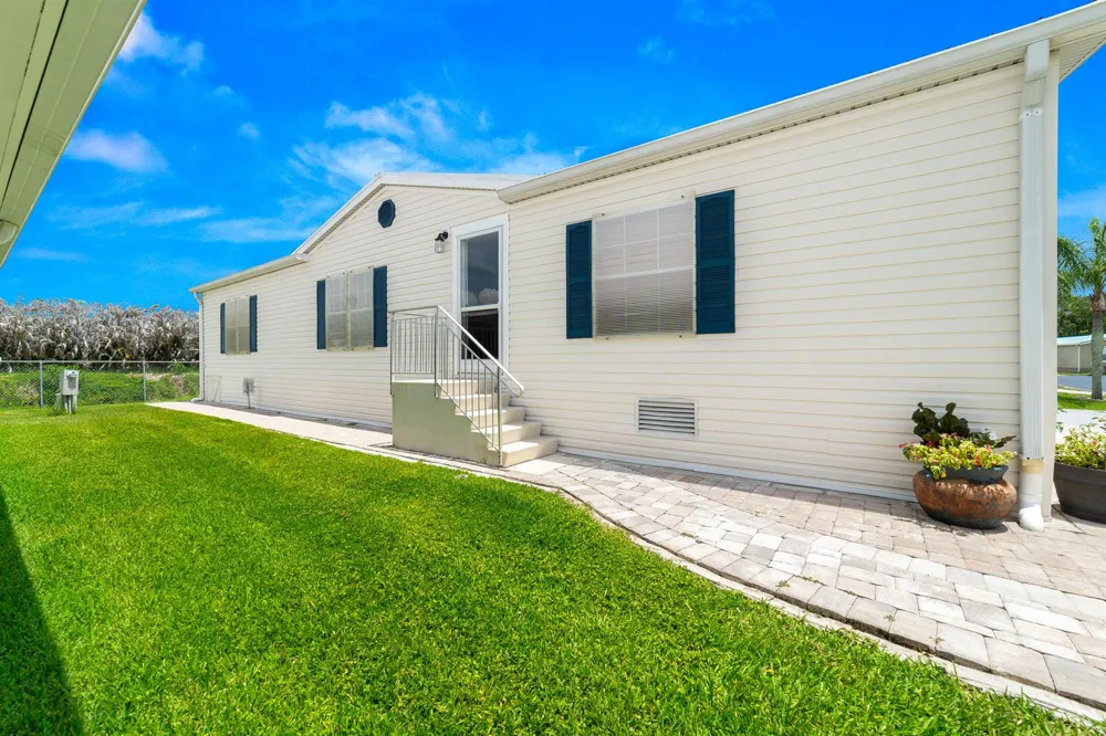 1637 SW 35th Circle Okeechobee, FL 34974