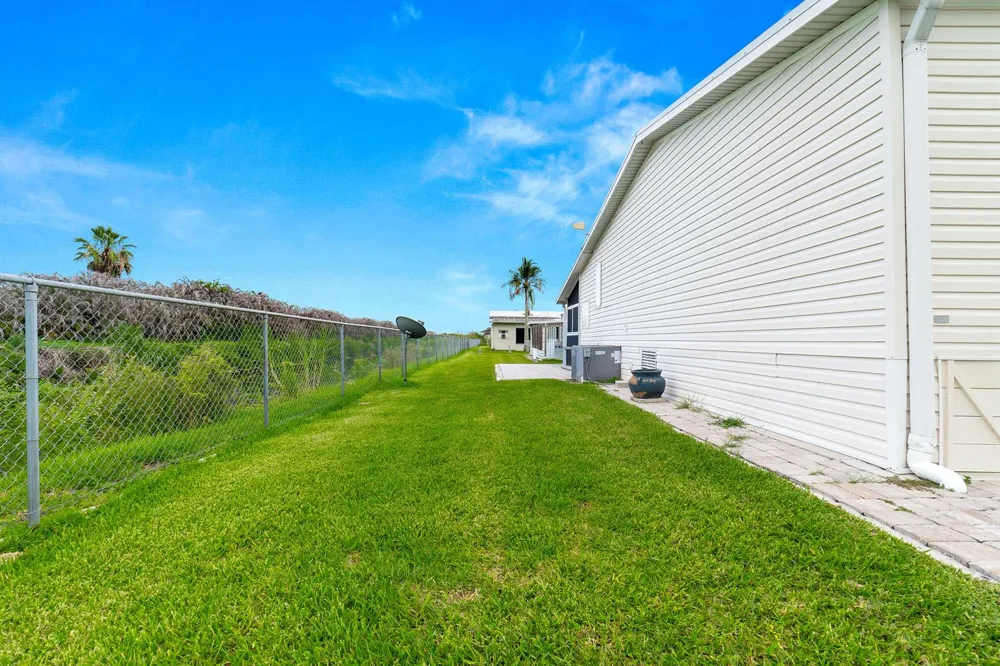 1637 SW 35th Circle Okeechobee, FL 34974
