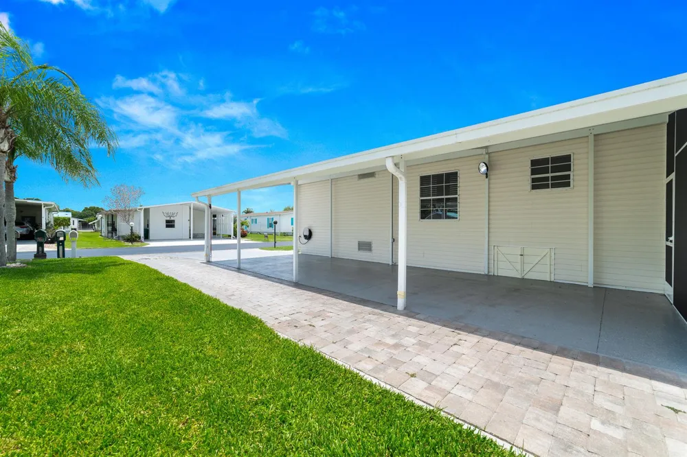 1637 SW 35th Circle Okeechobee, FL 34974