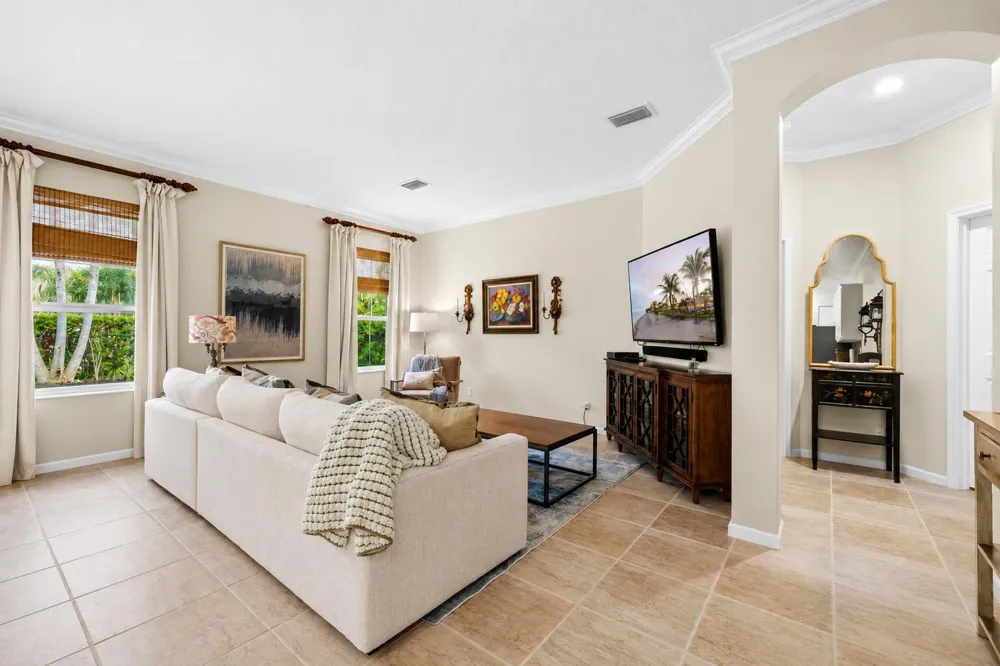 464 Oriole Lane Jupiter, FL 33458