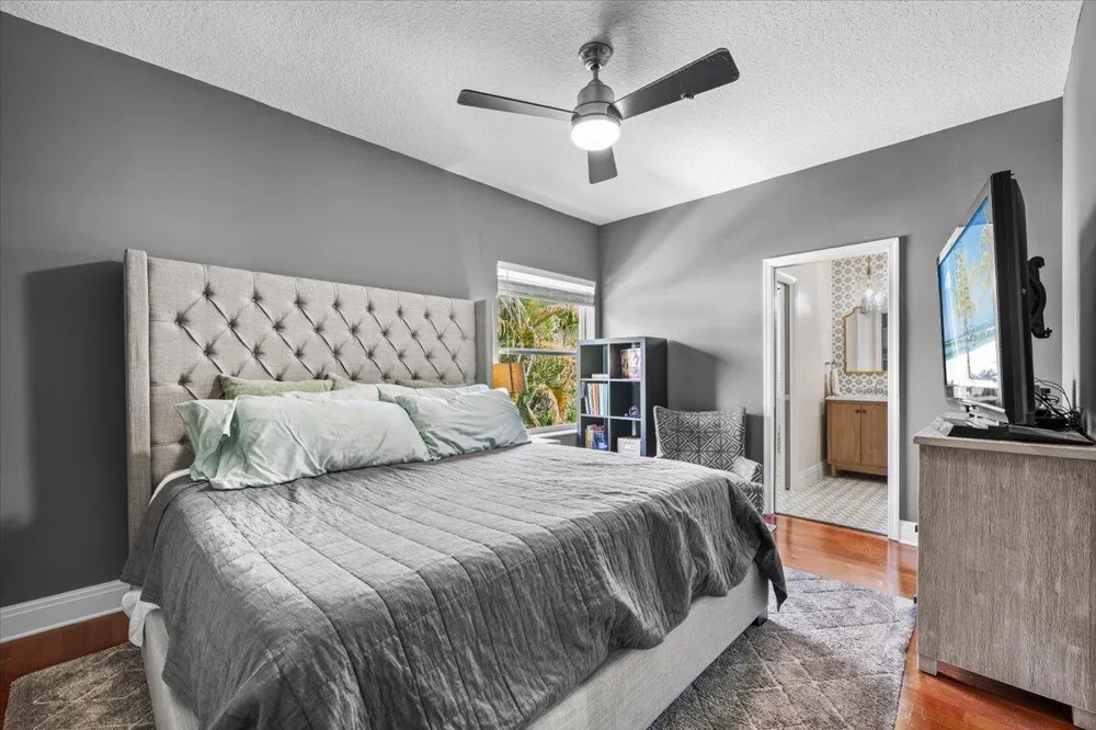 464 Oriole Lane Jupiter, FL 33458