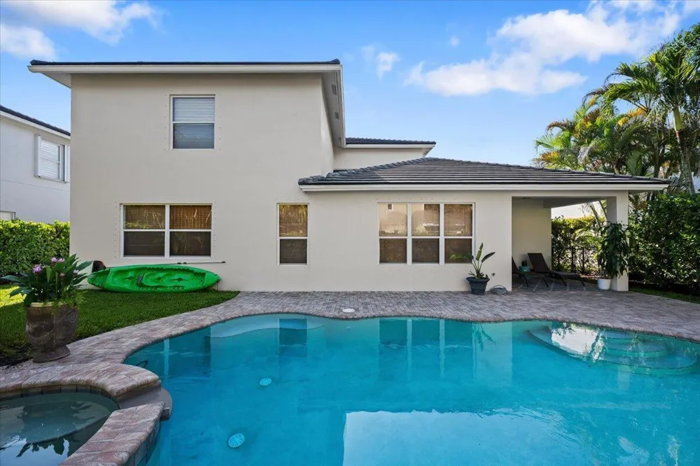 464 Oriole Lane Jupiter, FL 33458