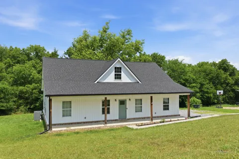 94 Hickory Ridge Ln