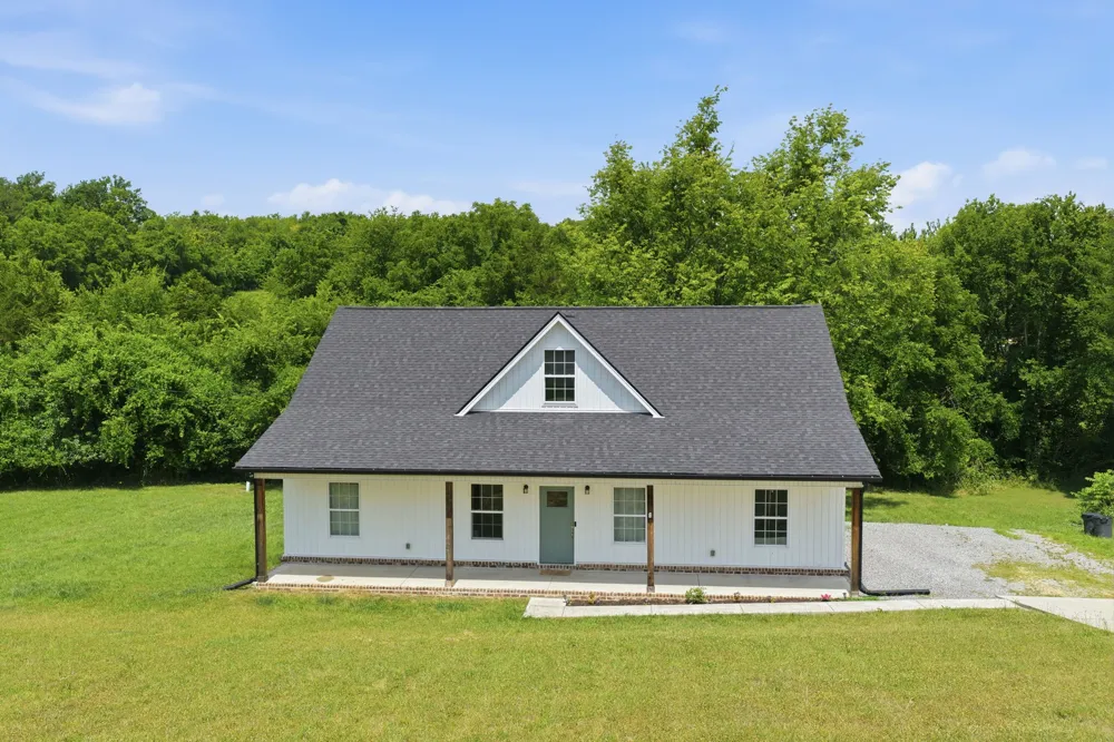 94 Hickory Ridge Ln Woodbury, TN 37190